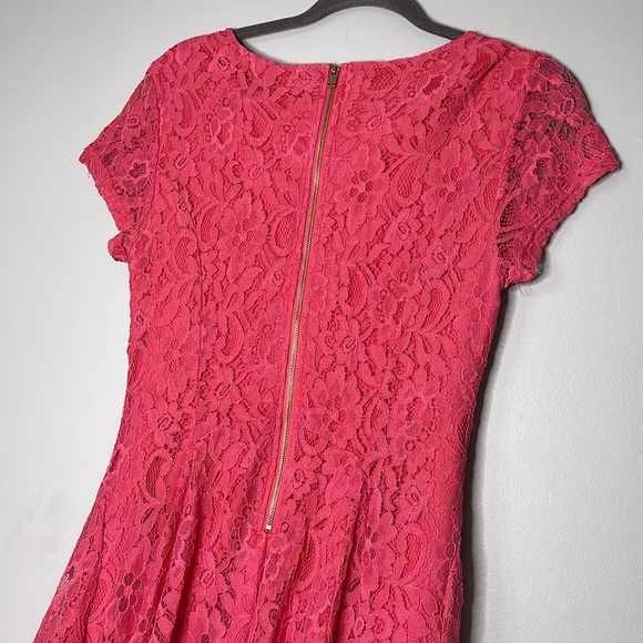 Suzy Shier Lace Lined Dress - Picture 5 of 6